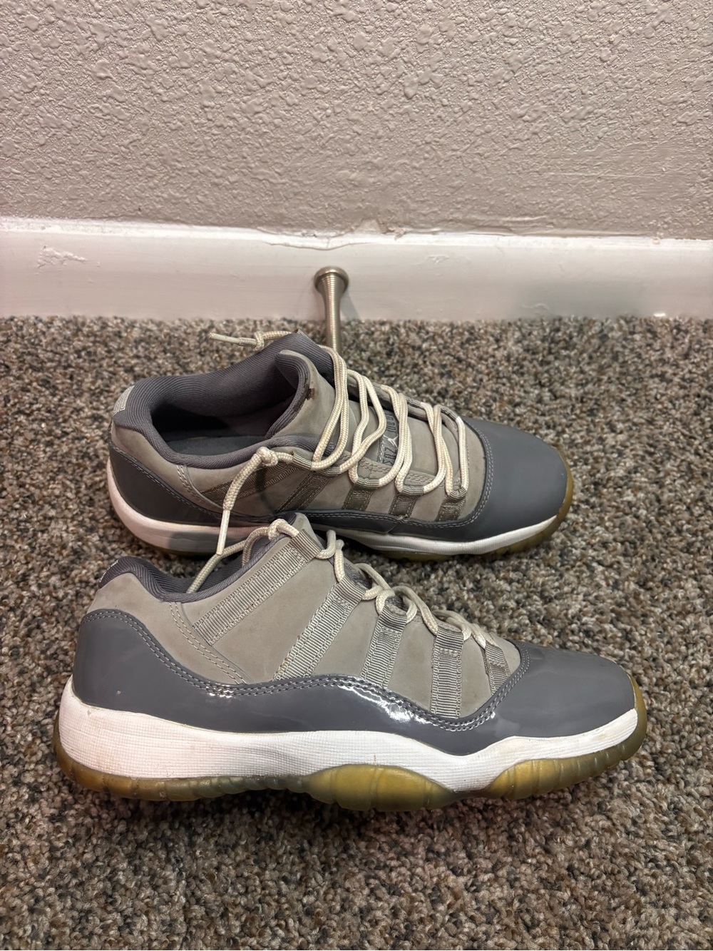 Jordan 11 Retro Low Cool Grey 2018 PREOWNED Size 5.5y